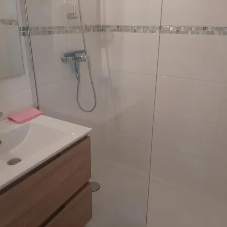 Apartment A Deux Pas Des Commerces Et De L'Ocean, Appartement Renove Avec Terrasse A Seignosse - Fr-1-239-413 *